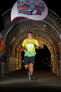 BIB: 50185
                            <button type="button" onclick="openModal(21777547)" class="btn btn-primary btn-sm float-right btn-popup" data-toggle="modal" data-target=".modal-high-quality">
                        <i class="fas fa-shopping-cart"></i> Add to Cart
                    </button>
                                            <button type="button" onclick="isThisMe(21777547, true)" class="btn btn-success btn-sm float-right btn-popup btn-isme hidden" data-toggle="tooltip" data-placement="bottom" title="นี่คือรูปของคุณใช่ไหม คลิกที่นี่เพื่อเอาเข้าอัลบั้ม">
                        <i class="fas fa-plus"></i> Add to album
                    </button>
                    <button type="button" onclick="isThisMe(21777547, false)" class="btn btn-warning btn-sm float-right btn-popup btn-isnotme hidden">
                        <i class="fas fa-ban"></i> Remove from album
                    </button>