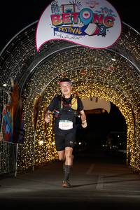 BIB: 5209
                            <button type="button" onclick="openModal(21781661)" class="btn btn-primary btn-sm float-right btn-popup" data-toggle="modal" data-target=".modal-high-quality">
                        <i class="fas fa-shopping-cart"></i> Add to Cart
                    </button>
                                            <button type="button" onclick="isThisMe(21781661, true)" class="btn btn-success btn-sm float-right btn-popup btn-isme hidden" data-toggle="tooltip" data-placement="bottom" title="นี่คือรูปของคุณใช่ไหม คลิกที่นี่เพื่อเอาเข้าอัลบั้ม">
                        <i class="fas fa-plus"></i> Add to album
                    </button>
                    <button type="button" onclick="isThisMe(21781661, false)" class="btn btn-warning btn-sm float-right btn-popup btn-isnotme hidden">
                        <i class="fas fa-ban"></i> Remove from album
                    </button>