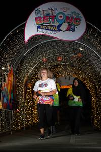 BIB: 225
                            <button type="button" onclick="openModal(21778793)" class="btn btn-primary btn-sm float-right btn-popup" data-toggle="modal" data-target=".modal-high-quality">
                        <i class="fas fa-shopping-cart"></i> Add to Cart
                    </button>
                                            <button type="button" onclick="isThisMe(21778793, true)" class="btn btn-success btn-sm float-right btn-popup btn-isme hidden" data-toggle="tooltip" data-placement="bottom" title="นี่คือรูปของคุณใช่ไหม คลิกที่นี่เพื่อเอาเข้าอัลบั้ม">
                        <i class="fas fa-plus"></i> Add to album
                    </button>
                    <button type="button" onclick="isThisMe(21778793, false)" class="btn btn-warning btn-sm float-right btn-popup btn-isnotme hidden">
                        <i class="fas fa-ban"></i> Remove from album
                    </button>