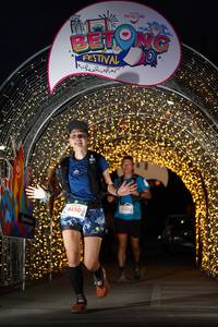 BIB: 5550
                            <button type="button" onclick="openModal(21781638)" class="btn btn-primary btn-sm float-right btn-popup" data-toggle="modal" data-target=".modal-high-quality">
                        <i class="fas fa-shopping-cart"></i> Add to Cart
                    </button>
                                            <button type="button" onclick="isThisMe(21781638, true)" class="btn btn-success btn-sm float-right btn-popup btn-isme hidden" data-toggle="tooltip" data-placement="bottom" title="นี่คือรูปของคุณใช่ไหม คลิกที่นี่เพื่อเอาเข้าอัลบั้ม">
                        <i class="fas fa-plus"></i> Add to album
                    </button>
                    <button type="button" onclick="isThisMe(21781638, false)" class="btn btn-warning btn-sm float-right btn-popup btn-isnotme hidden">
                        <i class="fas fa-ban"></i> Remove from album
                    </button>