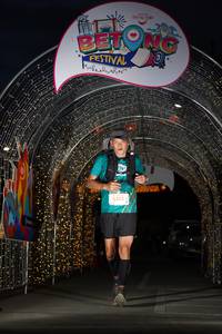 BIB: 54131
                            <button type="button" onclick="openModal(21781548)" class="btn btn-primary btn-sm float-right btn-popup" data-toggle="modal" data-target=".modal-high-quality">
                        <i class="fas fa-shopping-cart"></i> Add to Cart
                    </button>
                                            <button type="button" onclick="isThisMe(21781548, true)" class="btn btn-success btn-sm float-right btn-popup btn-isme hidden" data-toggle="tooltip" data-placement="bottom" title="นี่คือรูปของคุณใช่ไหม คลิกที่นี่เพื่อเอาเข้าอัลบั้ม">
                        <i class="fas fa-plus"></i> Add to album
                    </button>
                    <button type="button" onclick="isThisMe(21781548, false)" class="btn btn-warning btn-sm float-right btn-popup btn-isnotme hidden">
                        <i class="fas fa-ban"></i> Remove from album
                    </button>