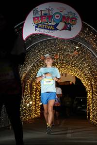 BIB: 50281
                            <button type="button" onclick="openModal(21778274)" class="btn btn-primary btn-sm float-right btn-popup" data-toggle="modal" data-target=".modal-high-quality">
                        <i class="fas fa-shopping-cart"></i> Add to Cart
                    </button>
                                            <button type="button" onclick="isThisMe(21778274, true)" class="btn btn-success btn-sm float-right btn-popup btn-isme hidden" data-toggle="tooltip" data-placement="bottom" title="นี่คือรูปของคุณใช่ไหม คลิกที่นี่เพื่อเอาเข้าอัลบั้ม">
                        <i class="fas fa-plus"></i> Add to album
                    </button>
                    <button type="button" onclick="isThisMe(21778274, false)" class="btn btn-warning btn-sm float-right btn-popup btn-isnotme hidden">
                        <i class="fas fa-ban"></i> Remove from album
                    </button>