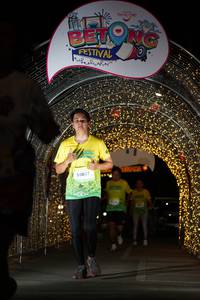 BIB: 50037
                            <button type="button" onclick="openModal(21778244)" class="btn btn-primary btn-sm float-right btn-popup" data-toggle="modal" data-target=".modal-high-quality">
                        <i class="fas fa-shopping-cart"></i> Add to Cart
                    </button>
                                            <button type="button" onclick="isThisMe(21778244, true)" class="btn btn-success btn-sm float-right btn-popup btn-isme hidden" data-toggle="tooltip" data-placement="bottom" title="นี่คือรูปของคุณใช่ไหม คลิกที่นี่เพื่อเอาเข้าอัลบั้ม">
                        <i class="fas fa-plus"></i> Add to album
                    </button>
                    <button type="button" onclick="isThisMe(21778244, false)" class="btn btn-warning btn-sm float-right btn-popup btn-isnotme hidden">
                        <i class="fas fa-ban"></i> Remove from album
                    </button>