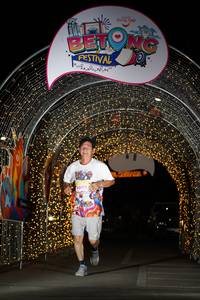 BIB: 60073
                            <button type="button" onclick="openModal(21782045)" class="btn btn-primary btn-sm float-right btn-popup" data-toggle="modal" data-target=".modal-high-quality">
                        <i class="fas fa-shopping-cart"></i> Add to Cart
                    </button>
                                            <button type="button" onclick="isThisMe(21782045, true)" class="btn btn-success btn-sm float-right btn-popup btn-isme hidden" data-toggle="tooltip" data-placement="bottom" title="นี่คือรูปของคุณใช่ไหม คลิกที่นี่เพื่อเอาเข้าอัลบั้ม">
                        <i class="fas fa-plus"></i> Add to album
                    </button>
                    <button type="button" onclick="isThisMe(21782045, false)" class="btn btn-warning btn-sm float-right btn-popup btn-isnotme hidden">
                        <i class="fas fa-ban"></i> Remove from album
                    </button>