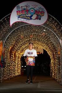 BIB: 50379
                            <button type="button" onclick="openModal(21779097)" class="btn btn-primary btn-sm float-right btn-popup" data-toggle="modal" data-target=".modal-high-quality">
                        <i class="fas fa-shopping-cart"></i> Add to Cart
                    </button>
                                            <button type="button" onclick="isThisMe(21779097, true)" class="btn btn-success btn-sm float-right btn-popup btn-isme hidden" data-toggle="tooltip" data-placement="bottom" title="นี่คือรูปของคุณใช่ไหม คลิกที่นี่เพื่อเอาเข้าอัลบั้ม">
                        <i class="fas fa-plus"></i> Add to album
                    </button>
                    <button type="button" onclick="isThisMe(21779097, false)" class="btn btn-warning btn-sm float-right btn-popup btn-isnotme hidden">
                        <i class="fas fa-ban"></i> Remove from album
                    </button>