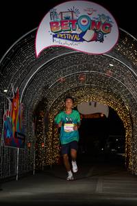 BIB: 50506
                            <button type="button" onclick="openModal(21781914)" class="btn btn-primary btn-sm float-right btn-popup" data-toggle="modal" data-target=".modal-high-quality">
                        <i class="fas fa-shopping-cart"></i> Add to Cart
                    </button>
                                            <button type="button" onclick="isThisMe(21781914, true)" class="btn btn-success btn-sm float-right btn-popup btn-isme hidden" data-toggle="tooltip" data-placement="bottom" title="นี่คือรูปของคุณใช่ไหม คลิกที่นี่เพื่อเอาเข้าอัลบั้ม">
                        <i class="fas fa-plus"></i> Add to album
                    </button>
                    <button type="button" onclick="isThisMe(21781914, false)" class="btn btn-warning btn-sm float-right btn-popup btn-isnotme hidden">
                        <i class="fas fa-ban"></i> Remove from album
                    </button>