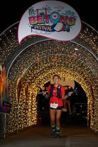 BIB: 1290
                            <button type="button" onclick="openModal(21779617)" class="btn btn-primary btn-sm float-right btn-popup" data-toggle="modal" data-target=".modal-high-quality">
                        <i class="fas fa-shopping-cart"></i> Add to Cart
                    </button>
                                            <button type="button" onclick="isThisMe(21779617, true)" class="btn btn-success btn-sm float-right btn-popup btn-isme hidden" data-toggle="tooltip" data-placement="bottom" title="นี่คือรูปของคุณใช่ไหม คลิกที่นี่เพื่อเอาเข้าอัลบั้ม">
                        <i class="fas fa-plus"></i> Add to album
                    </button>
                    <button type="button" onclick="isThisMe(21779617, false)" class="btn btn-warning btn-sm float-right btn-popup btn-isnotme hidden">
                        <i class="fas fa-ban"></i> Remove from album
                    </button>