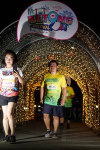 BIB: 50538, 50136
                            <button type="button" onclick="openModal(21778842)" class="btn btn-primary btn-sm float-right btn-popup" data-toggle="modal" data-target=".modal-high-quality">
                        <i class="fas fa-shopping-cart"></i> Add to Cart
                    </button>
                                            <button type="button" onclick="isThisMe(21778842, true)" class="btn btn-success btn-sm float-right btn-popup btn-isme hidden" data-toggle="tooltip" data-placement="bottom" title="นี่คือรูปของคุณใช่ไหม คลิกที่นี่เพื่อเอาเข้าอัลบั้ม">
                        <i class="fas fa-plus"></i> Add to album
                    </button>
                    <button type="button" onclick="isThisMe(21778842, false)" class="btn btn-warning btn-sm float-right btn-popup btn-isnotme hidden">
                        <i class="fas fa-ban"></i> Remove from album
                    </button>