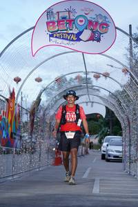 BIB: 113, 5146
                            <button type="button" onclick="openModal(21780942)" class="btn btn-primary btn-sm float-right btn-popup" data-toggle="modal" data-target=".modal-high-quality">
                        <i class="fas fa-shopping-cart"></i> Add to Cart
                    </button>
                                            <button type="button" onclick="isThisMe(21780942, true)" class="btn btn-success btn-sm float-right btn-popup btn-isme hidden" data-toggle="tooltip" data-placement="bottom" title="นี่คือรูปของคุณใช่ไหม คลิกที่นี่เพื่อเอาเข้าอัลบั้ม">
                        <i class="fas fa-plus"></i> Add to album
                    </button>
                    <button type="button" onclick="isThisMe(21780942, false)" class="btn btn-warning btn-sm float-right btn-popup btn-isnotme hidden">
                        <i class="fas fa-ban"></i> Remove from album
                    </button>