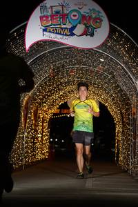 BIB: 
                            <button type="button" onclick="openModal(21777487)" class="btn btn-primary btn-sm float-right btn-popup" data-toggle="modal" data-target=".modal-high-quality">
                        <i class="fas fa-shopping-cart"></i> Add to Cart
                    </button>
                                            <button type="button" onclick="isThisMe(21777487, true)" class="btn btn-success btn-sm float-right btn-popup btn-isme hidden" data-toggle="tooltip" data-placement="bottom" title="นี่คือรูปของคุณใช่ไหม คลิกที่นี่เพื่อเอาเข้าอัลบั้ม">
                        <i class="fas fa-plus"></i> Add to album
                    </button>
                    <button type="button" onclick="isThisMe(21777487, false)" class="btn btn-warning btn-sm float-right btn-popup btn-isnotme hidden">
                        <i class="fas fa-ban"></i> Remove from album
                    </button>