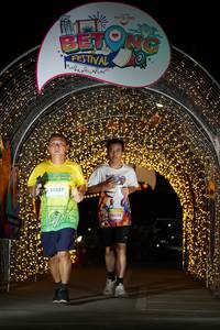 BIB: 50357, 50634
                            <button type="button" onclick="openModal(21777836)" class="btn btn-primary btn-sm float-right btn-popup" data-toggle="modal" data-target=".modal-high-quality">
                        <i class="fas fa-shopping-cart"></i> Add to Cart
                    </button>
                                            <button type="button" onclick="isThisMe(21777836, true)" class="btn btn-success btn-sm float-right btn-popup btn-isme hidden" data-toggle="tooltip" data-placement="bottom" title="นี่คือรูปของคุณใช่ไหม คลิกที่นี่เพื่อเอาเข้าอัลบั้ม">
                        <i class="fas fa-plus"></i> Add to album
                    </button>
                    <button type="button" onclick="isThisMe(21777836, false)" class="btn btn-warning btn-sm float-right btn-popup btn-isnotme hidden">
                        <i class="fas fa-ban"></i> Remove from album
                    </button>