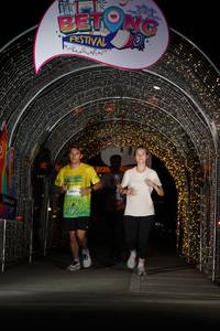 BIB: 50041
                            <button type="button" onclick="openModal(21777553)" class="btn btn-primary btn-sm float-right btn-popup" data-toggle="modal" data-target=".modal-high-quality">
                        <i class="fas fa-shopping-cart"></i> Add to Cart
                    </button>
                                            <button type="button" onclick="isThisMe(21777553, true)" class="btn btn-success btn-sm float-right btn-popup btn-isme hidden" data-toggle="tooltip" data-placement="bottom" title="นี่คือรูปของคุณใช่ไหม คลิกที่นี่เพื่อเอาเข้าอัลบั้ม">
                        <i class="fas fa-plus"></i> Add to album
                    </button>
                    <button type="button" onclick="isThisMe(21777553, false)" class="btn btn-warning btn-sm float-right btn-popup btn-isnotme hidden">
                        <i class="fas fa-ban"></i> Remove from album
                    </button>