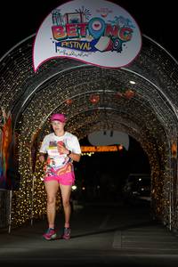 BIB: 6004
                            <button type="button" onclick="openModal(21778146)" class="btn btn-primary btn-sm float-right btn-popup" data-toggle="modal" data-target=".modal-high-quality">
                        <i class="fas fa-shopping-cart"></i> Add to Cart
                    </button>
                                            <button type="button" onclick="isThisMe(21778146, true)" class="btn btn-success btn-sm float-right btn-popup btn-isme hidden" data-toggle="tooltip" data-placement="bottom" title="นี่คือรูปของคุณใช่ไหม คลิกที่นี่เพื่อเอาเข้าอัลบั้ม">
                        <i class="fas fa-plus"></i> Add to album
                    </button>
                    <button type="button" onclick="isThisMe(21778146, false)" class="btn btn-warning btn-sm float-right btn-popup btn-isnotme hidden">
                        <i class="fas fa-ban"></i> Remove from album
                    </button>