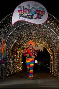 BIB: 
                            <button type="button" onclick="openModal(21777323)" class="btn btn-primary btn-sm float-right btn-popup" data-toggle="modal" data-target=".modal-high-quality">
                        <i class="fas fa-shopping-cart"></i> Add to Cart
                    </button>
                                            <button type="button" onclick="isThisMe(21777323, true)" class="btn btn-success btn-sm float-right btn-popup btn-isme hidden" data-toggle="tooltip" data-placement="bottom" title="นี่คือรูปของคุณใช่ไหม คลิกที่นี่เพื่อเอาเข้าอัลบั้ม">
                        <i class="fas fa-plus"></i> Add to album
                    </button>
                    <button type="button" onclick="isThisMe(21777323, false)" class="btn btn-warning btn-sm float-right btn-popup btn-isnotme hidden">
                        <i class="fas fa-ban"></i> Remove from album
                    </button>