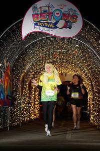 BIB: 50112, 50122
                            <button type="button" onclick="openModal(21777622)" class="btn btn-primary btn-sm float-right btn-popup" data-toggle="modal" data-target=".modal-high-quality">
                        <i class="fas fa-shopping-cart"></i> Add to Cart
                    </button>
                                            <button type="button" onclick="isThisMe(21777622, true)" class="btn btn-success btn-sm float-right btn-popup btn-isme hidden" data-toggle="tooltip" data-placement="bottom" title="นี่คือรูปของคุณใช่ไหม คลิกที่นี่เพื่อเอาเข้าอัลบั้ม">
                        <i class="fas fa-plus"></i> Add to album
                    </button>
                    <button type="button" onclick="isThisMe(21777622, false)" class="btn btn-warning btn-sm float-right btn-popup btn-isnotme hidden">
                        <i class="fas fa-ban"></i> Remove from album
                    </button>