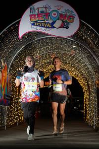 BIB: 50144, 50308
                            <button type="button" onclick="openModal(21777157)" class="btn btn-primary btn-sm float-right btn-popup" data-toggle="modal" data-target=".modal-high-quality">
                        <i class="fas fa-shopping-cart"></i> Add to Cart
                    </button>
                                            <button type="button" onclick="isThisMe(21777157, true)" class="btn btn-success btn-sm float-right btn-popup btn-isme hidden" data-toggle="tooltip" data-placement="bottom" title="นี่คือรูปของคุณใช่ไหม คลิกที่นี่เพื่อเอาเข้าอัลบั้ม">
                        <i class="fas fa-plus"></i> Add to album
                    </button>
                    <button type="button" onclick="isThisMe(21777157, false)" class="btn btn-warning btn-sm float-right btn-popup btn-isnotme hidden">
                        <i class="fas fa-ban"></i> Remove from album
                    </button>