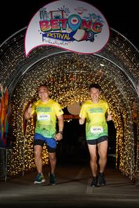 BIB: 50190, 50104
                            <button type="button" onclick="openModal(21782254)" class="btn btn-primary btn-sm float-right btn-popup" data-toggle="modal" data-target=".modal-high-quality">
                        <i class="fas fa-shopping-cart"></i> Add to Cart
                    </button>
                                            <button type="button" onclick="isThisMe(21782254, true)" class="btn btn-success btn-sm float-right btn-popup btn-isme hidden" data-toggle="tooltip" data-placement="bottom" title="นี่คือรูปของคุณใช่ไหม คลิกที่นี่เพื่อเอาเข้าอัลบั้ม">
                        <i class="fas fa-plus"></i> Add to album
                    </button>
                    <button type="button" onclick="isThisMe(21782254, false)" class="btn btn-warning btn-sm float-right btn-popup btn-isnotme hidden">
                        <i class="fas fa-ban"></i> Remove from album
                    </button>