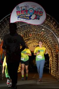 BIB: 50226, 50167
                            <button type="button" onclick="openModal(21778499)" class="btn btn-primary btn-sm float-right btn-popup" data-toggle="modal" data-target=".modal-high-quality">
                        <i class="fas fa-shopping-cart"></i> Add to Cart
                    </button>
                                            <button type="button" onclick="isThisMe(21778499, true)" class="btn btn-success btn-sm float-right btn-popup btn-isme hidden" data-toggle="tooltip" data-placement="bottom" title="นี่คือรูปของคุณใช่ไหม คลิกที่นี่เพื่อเอาเข้าอัลบั้ม">
                        <i class="fas fa-plus"></i> Add to album
                    </button>
                    <button type="button" onclick="isThisMe(21778499, false)" class="btn btn-warning btn-sm float-right btn-popup btn-isnotme hidden">
                        <i class="fas fa-ban"></i> Remove from album
                    </button>