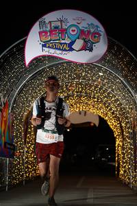 BIB: 5355
                            <button type="button" onclick="openModal(21781718)" class="btn btn-primary btn-sm float-right btn-popup" data-toggle="modal" data-target=".modal-high-quality">
                        <i class="fas fa-shopping-cart"></i> Add to Cart
                    </button>
                                            <button type="button" onclick="isThisMe(21781718, true)" class="btn btn-success btn-sm float-right btn-popup btn-isme hidden" data-toggle="tooltip" data-placement="bottom" title="นี่คือรูปของคุณใช่ไหม คลิกที่นี่เพื่อเอาเข้าอัลบั้ม">
                        <i class="fas fa-plus"></i> Add to album
                    </button>
                    <button type="button" onclick="isThisMe(21781718, false)" class="btn btn-warning btn-sm float-right btn-popup btn-isnotme hidden">
                        <i class="fas fa-ban"></i> Remove from album
                    </button>