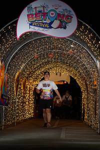 BIB: 20402
                            <button type="button" onclick="openModal(21779124)" class="btn btn-primary btn-sm float-right btn-popup" data-toggle="modal" data-target=".modal-high-quality">
                        <i class="fas fa-shopping-cart"></i> Add to Cart
                    </button>
                                            <button type="button" onclick="isThisMe(21779124, true)" class="btn btn-success btn-sm float-right btn-popup btn-isme hidden" data-toggle="tooltip" data-placement="bottom" title="นี่คือรูปของคุณใช่ไหม คลิกที่นี่เพื่อเอาเข้าอัลบั้ม">
                        <i class="fas fa-plus"></i> Add to album
                    </button>
                    <button type="button" onclick="isThisMe(21779124, false)" class="btn btn-warning btn-sm float-right btn-popup btn-isnotme hidden">
                        <i class="fas fa-ban"></i> Remove from album
                    </button>