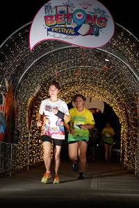 BIB: 30435
                            <button type="button" onclick="openModal(21777670)" class="btn btn-primary btn-sm float-right btn-popup" data-toggle="modal" data-target=".modal-high-quality">
                        <i class="fas fa-shopping-cart"></i> Add to Cart
                    </button>
                                            <button type="button" onclick="isThisMe(21777670, true)" class="btn btn-success btn-sm float-right btn-popup btn-isme hidden" data-toggle="tooltip" data-placement="bottom" title="นี่คือรูปของคุณใช่ไหม คลิกที่นี่เพื่อเอาเข้าอัลบั้ม">
                        <i class="fas fa-plus"></i> Add to album
                    </button>
                    <button type="button" onclick="isThisMe(21777670, false)" class="btn btn-warning btn-sm float-right btn-popup btn-isnotme hidden">
                        <i class="fas fa-ban"></i> Remove from album
                    </button>