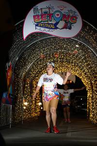 BIB: 60069
                            <button type="button" onclick="openModal(21778233)" class="btn btn-primary btn-sm float-right btn-popup" data-toggle="modal" data-target=".modal-high-quality">
                        <i class="fas fa-shopping-cart"></i> Add to Cart
                    </button>
                                            <button type="button" onclick="isThisMe(21778233, true)" class="btn btn-success btn-sm float-right btn-popup btn-isme hidden" data-toggle="tooltip" data-placement="bottom" title="นี่คือรูปของคุณใช่ไหม คลิกที่นี่เพื่อเอาเข้าอัลบั้ม">
                        <i class="fas fa-plus"></i> Add to album
                    </button>
                    <button type="button" onclick="isThisMe(21778233, false)" class="btn btn-warning btn-sm float-right btn-popup btn-isnotme hidden">
                        <i class="fas fa-ban"></i> Remove from album
                    </button>