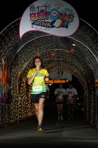 BIB: 50232
                            <button type="button" onclick="openModal(21777728)" class="btn btn-primary btn-sm float-right btn-popup" data-toggle="modal" data-target=".modal-high-quality">
                        <i class="fas fa-shopping-cart"></i> Add to Cart
                    </button>
                                            <button type="button" onclick="isThisMe(21777728, true)" class="btn btn-success btn-sm float-right btn-popup btn-isme hidden" data-toggle="tooltip" data-placement="bottom" title="นี่คือรูปของคุณใช่ไหม คลิกที่นี่เพื่อเอาเข้าอัลบั้ม">
                        <i class="fas fa-plus"></i> Add to album
                    </button>
                    <button type="button" onclick="isThisMe(21777728, false)" class="btn btn-warning btn-sm float-right btn-popup btn-isnotme hidden">
                        <i class="fas fa-ban"></i> Remove from album
                    </button>