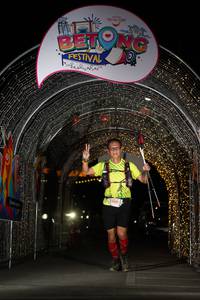 BIB: 3100, 
                            <button type="button" onclick="openModal(21782342)" class="btn btn-primary btn-sm float-right btn-popup" data-toggle="modal" data-target=".modal-high-quality">
                        <i class="fas fa-shopping-cart"></i> Add to Cart
                    </button>
                                            <button type="button" onclick="isThisMe(21782342, true)" class="btn btn-success btn-sm float-right btn-popup btn-isme hidden" data-toggle="tooltip" data-placement="bottom" title="นี่คือรูปของคุณใช่ไหม คลิกที่นี่เพื่อเอาเข้าอัลบั้ม">
                        <i class="fas fa-plus"></i> Add to album
                    </button>
                    <button type="button" onclick="isThisMe(21782342, false)" class="btn btn-warning btn-sm float-right btn-popup btn-isnotme hidden">
                        <i class="fas fa-ban"></i> Remove from album
                    </button>