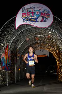 BIB: 100, 50131
                            <button type="button" onclick="openModal(21781792)" class="btn btn-primary btn-sm float-right btn-popup" data-toggle="modal" data-target=".modal-high-quality">
                        <i class="fas fa-shopping-cart"></i> Add to Cart
                    </button>
                                            <button type="button" onclick="isThisMe(21781792, true)" class="btn btn-success btn-sm float-right btn-popup btn-isme hidden" data-toggle="tooltip" data-placement="bottom" title="นี่คือรูปของคุณใช่ไหม คลิกที่นี่เพื่อเอาเข้าอัลบั้ม">
                        <i class="fas fa-plus"></i> Add to album
                    </button>
                    <button type="button" onclick="isThisMe(21781792, false)" class="btn btn-warning btn-sm float-right btn-popup btn-isnotme hidden">
                        <i class="fas fa-ban"></i> Remove from album
                    </button>