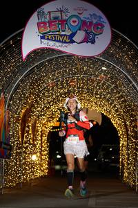 BIB: 52522
                            <button type="button" onclick="openModal(21779559)" class="btn btn-primary btn-sm float-right btn-popup" data-toggle="modal" data-target=".modal-high-quality">
                        <i class="fas fa-shopping-cart"></i> Add to Cart
                    </button>
                                            <button type="button" onclick="isThisMe(21779559, true)" class="btn btn-success btn-sm float-right btn-popup btn-isme hidden" data-toggle="tooltip" data-placement="bottom" title="นี่คือรูปของคุณใช่ไหม คลิกที่นี่เพื่อเอาเข้าอัลบั้ม">
                        <i class="fas fa-plus"></i> Add to album
                    </button>
                    <button type="button" onclick="isThisMe(21779559, false)" class="btn btn-warning btn-sm float-right btn-popup btn-isnotme hidden">
                        <i class="fas fa-ban"></i> Remove from album
                    </button>