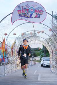 BIB: 2067
                            <button type="button" onclick="openModal(21780807)" class="btn btn-primary btn-sm float-right btn-popup" data-toggle="modal" data-target=".modal-high-quality">
                        <i class="fas fa-shopping-cart"></i> Add to Cart
                    </button>
                                            <button type="button" onclick="isThisMe(21780807, true)" class="btn btn-success btn-sm float-right btn-popup btn-isme hidden" data-toggle="tooltip" data-placement="bottom" title="นี่คือรูปของคุณใช่ไหม คลิกที่นี่เพื่อเอาเข้าอัลบั้ม">
                        <i class="fas fa-plus"></i> Add to album
                    </button>
                    <button type="button" onclick="isThisMe(21780807, false)" class="btn btn-warning btn-sm float-right btn-popup btn-isnotme hidden">
                        <i class="fas fa-ban"></i> Remove from album
                    </button>