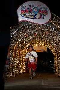 BIB: 5045
                            <button type="button" onclick="openModal(21778419)" class="btn btn-primary btn-sm float-right btn-popup" data-toggle="modal" data-target=".modal-high-quality">
                        <i class="fas fa-shopping-cart"></i> Add to Cart
                    </button>
                                            <button type="button" onclick="isThisMe(21778419, true)" class="btn btn-success btn-sm float-right btn-popup btn-isme hidden" data-toggle="tooltip" data-placement="bottom" title="นี่คือรูปของคุณใช่ไหม คลิกที่นี่เพื่อเอาเข้าอัลบั้ม">
                        <i class="fas fa-plus"></i> Add to album
                    </button>
                    <button type="button" onclick="isThisMe(21778419, false)" class="btn btn-warning btn-sm float-right btn-popup btn-isnotme hidden">
                        <i class="fas fa-ban"></i> Remove from album
                    </button>