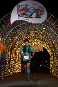 BIB: 5312
                            <button type="button" onclick="openModal(21780140)" class="btn btn-primary btn-sm float-right btn-popup" data-toggle="modal" data-target=".modal-high-quality">
                        <i class="fas fa-shopping-cart"></i> Add to Cart
                    </button>
                                            <button type="button" onclick="isThisMe(21780140, true)" class="btn btn-success btn-sm float-right btn-popup btn-isme hidden" data-toggle="tooltip" data-placement="bottom" title="นี่คือรูปของคุณใช่ไหม คลิกที่นี่เพื่อเอาเข้าอัลบั้ม">
                        <i class="fas fa-plus"></i> Add to album
                    </button>
                    <button type="button" onclick="isThisMe(21780140, false)" class="btn btn-warning btn-sm float-right btn-popup btn-isnotme hidden">
                        <i class="fas fa-ban"></i> Remove from album
                    </button>