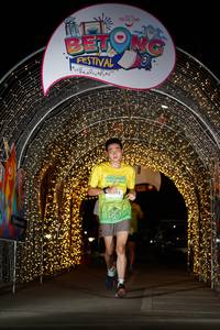 BIB: 
                            <button type="button" onclick="openModal(21782308)" class="btn btn-primary btn-sm float-right btn-popup" data-toggle="modal" data-target=".modal-high-quality">
                        <i class="fas fa-shopping-cart"></i> Add to Cart
                    </button>
                                            <button type="button" onclick="isThisMe(21782308, true)" class="btn btn-success btn-sm float-right btn-popup btn-isme hidden" data-toggle="tooltip" data-placement="bottom" title="นี่คือรูปของคุณใช่ไหม คลิกที่นี่เพื่อเอาเข้าอัลบั้ม">
                        <i class="fas fa-plus"></i> Add to album
                    </button>
                    <button type="button" onclick="isThisMe(21782308, false)" class="btn btn-warning btn-sm float-right btn-popup btn-isnotme hidden">
                        <i class="fas fa-ban"></i> Remove from album
                    </button>