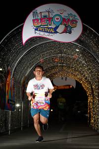 BIB: 1091, 50403
                            <button type="button" onclick="openModal(21782392)" class="btn btn-primary btn-sm float-right btn-popup" data-toggle="modal" data-target=".modal-high-quality">
                        <i class="fas fa-shopping-cart"></i> Add to Cart
                    </button>
                                            <button type="button" onclick="isThisMe(21782392, true)" class="btn btn-success btn-sm float-right btn-popup btn-isme hidden" data-toggle="tooltip" data-placement="bottom" title="นี่คือรูปของคุณใช่ไหม คลิกที่นี่เพื่อเอาเข้าอัลบั้ม">
                        <i class="fas fa-plus"></i> Add to album
                    </button>
                    <button type="button" onclick="isThisMe(21782392, false)" class="btn btn-warning btn-sm float-right btn-popup btn-isnotme hidden">
                        <i class="fas fa-ban"></i> Remove from album
                    </button>