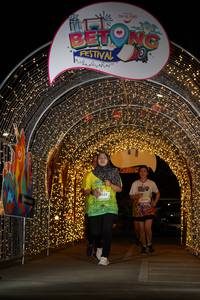 BIB: 
                            <button type="button" onclick="openModal(21778424)" class="btn btn-primary btn-sm float-right btn-popup" data-toggle="modal" data-target=".modal-high-quality">
                        <i class="fas fa-shopping-cart"></i> Add to Cart
                    </button>
                                            <button type="button" onclick="isThisMe(21778424, true)" class="btn btn-success btn-sm float-right btn-popup btn-isme hidden" data-toggle="tooltip" data-placement="bottom" title="นี่คือรูปของคุณใช่ไหม คลิกที่นี่เพื่อเอาเข้าอัลบั้ม">
                        <i class="fas fa-plus"></i> Add to album
                    </button>
                    <button type="button" onclick="isThisMe(21778424, false)" class="btn btn-warning btn-sm float-right btn-popup btn-isnotme hidden">
                        <i class="fas fa-ban"></i> Remove from album
                    </button>