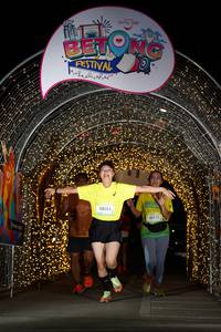 BIB: 50253, 50171
                            <button type="button" onclick="openModal(21782658)" class="btn btn-primary btn-sm float-right btn-popup" data-toggle="modal" data-target=".modal-high-quality">
                        <i class="fas fa-shopping-cart"></i> Add to Cart
                    </button>
                                            <button type="button" onclick="isThisMe(21782658, true)" class="btn btn-success btn-sm float-right btn-popup btn-isme hidden" data-toggle="tooltip" data-placement="bottom" title="นี่คือรูปของคุณใช่ไหม คลิกที่นี่เพื่อเอาเข้าอัลบั้ม">
                        <i class="fas fa-plus"></i> Add to album
                    </button>
                    <button type="button" onclick="isThisMe(21782658, false)" class="btn btn-warning btn-sm float-right btn-popup btn-isnotme hidden">
                        <i class="fas fa-ban"></i> Remove from album
                    </button>