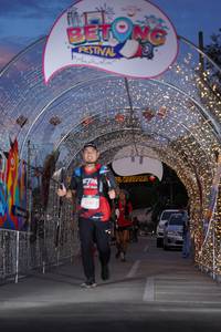 BIB: 1856
                            <button type="button" onclick="openModal(21781339)" class="btn btn-primary btn-sm float-right btn-popup" data-toggle="modal" data-target=".modal-high-quality">
                        <i class="fas fa-shopping-cart"></i> Add to Cart
                    </button>
                                            <button type="button" onclick="isThisMe(21781339, true)" class="btn btn-success btn-sm float-right btn-popup btn-isme hidden" data-toggle="tooltip" data-placement="bottom" title="นี่คือรูปของคุณใช่ไหม คลิกที่นี่เพื่อเอาเข้าอัลบั้ม">
                        <i class="fas fa-plus"></i> Add to album
                    </button>
                    <button type="button" onclick="isThisMe(21781339, false)" class="btn btn-warning btn-sm float-right btn-popup btn-isnotme hidden">
                        <i class="fas fa-ban"></i> Remove from album
                    </button>