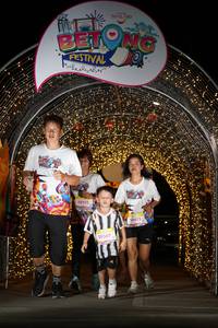 BIB: 50595, 611, 50507, 50475
                            <button type="button" onclick="openModal(21778000)" class="btn btn-primary btn-sm float-right btn-popup" data-toggle="modal" data-target=".modal-high-quality">
                        <i class="fas fa-shopping-cart"></i> Add to Cart
                    </button>
                                            <button type="button" onclick="isThisMe(21778000, true)" class="btn btn-success btn-sm float-right btn-popup btn-isme hidden" data-toggle="tooltip" data-placement="bottom" title="นี่คือรูปของคุณใช่ไหม คลิกที่นี่เพื่อเอาเข้าอัลบั้ม">
                        <i class="fas fa-plus"></i> Add to album
                    </button>
                    <button type="button" onclick="isThisMe(21778000, false)" class="btn btn-warning btn-sm float-right btn-popup btn-isnotme hidden">
                        <i class="fas fa-ban"></i> Remove from album
                    </button>