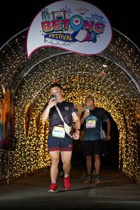 BIB: 50017, 151, 50447, 
                            <button type="button" onclick="openModal(21778567)" class="btn btn-primary btn-sm float-right btn-popup" data-toggle="modal" data-target=".modal-high-quality">
                        <i class="fas fa-shopping-cart"></i> Add to Cart
                    </button>
                                            <button type="button" onclick="isThisMe(21778567, true)" class="btn btn-success btn-sm float-right btn-popup btn-isme hidden" data-toggle="tooltip" data-placement="bottom" title="นี่คือรูปของคุณใช่ไหม คลิกที่นี่เพื่อเอาเข้าอัลบั้ม">
                        <i class="fas fa-plus"></i> Add to album
                    </button>
                    <button type="button" onclick="isThisMe(21778567, false)" class="btn btn-warning btn-sm float-right btn-popup btn-isnotme hidden">
                        <i class="fas fa-ban"></i> Remove from album
                    </button>