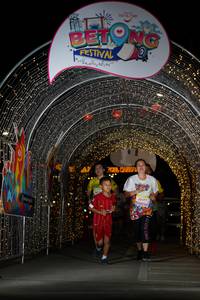 BIB: 50477
                            <button type="button" onclick="openModal(21778455)" class="btn btn-primary btn-sm float-right btn-popup" data-toggle="modal" data-target=".modal-high-quality">
                        <i class="fas fa-shopping-cart"></i> Add to Cart
                    </button>
                                            <button type="button" onclick="isThisMe(21778455, true)" class="btn btn-success btn-sm float-right btn-popup btn-isme hidden" data-toggle="tooltip" data-placement="bottom" title="นี่คือรูปของคุณใช่ไหม คลิกที่นี่เพื่อเอาเข้าอัลบั้ม">
                        <i class="fas fa-plus"></i> Add to album
                    </button>
                    <button type="button" onclick="isThisMe(21778455, false)" class="btn btn-warning btn-sm float-right btn-popup btn-isnotme hidden">
                        <i class="fas fa-ban"></i> Remove from album
                    </button>