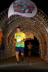 BIB: 10200
                            <button type="button" onclick="openModal(21777969)" class="btn btn-primary btn-sm float-right btn-popup" data-toggle="modal" data-target=".modal-high-quality">
                        <i class="fas fa-shopping-cart"></i> Add to Cart
                    </button>
                                            <button type="button" onclick="isThisMe(21777969, true)" class="btn btn-success btn-sm float-right btn-popup btn-isme hidden" data-toggle="tooltip" data-placement="bottom" title="นี่คือรูปของคุณใช่ไหม คลิกที่นี่เพื่อเอาเข้าอัลบั้ม">
                        <i class="fas fa-plus"></i> Add to album
                    </button>
                    <button type="button" onclick="isThisMe(21777969, false)" class="btn btn-warning btn-sm float-right btn-popup btn-isnotme hidden">
                        <i class="fas fa-ban"></i> Remove from album
                    </button>