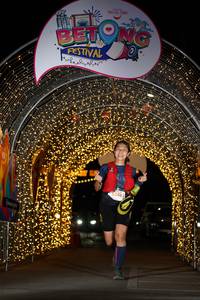 BIB: 5248
                            <button type="button" onclick="openModal(21780062)" class="btn btn-primary btn-sm float-right btn-popup" data-toggle="modal" data-target=".modal-high-quality">
                        <i class="fas fa-shopping-cart"></i> Add to Cart
                    </button>
                                            <button type="button" onclick="isThisMe(21780062, true)" class="btn btn-success btn-sm float-right btn-popup btn-isme hidden" data-toggle="tooltip" data-placement="bottom" title="นี่คือรูปของคุณใช่ไหม คลิกที่นี่เพื่อเอาเข้าอัลบั้ม">
                        <i class="fas fa-plus"></i> Add to album
                    </button>
                    <button type="button" onclick="isThisMe(21780062, false)" class="btn btn-warning btn-sm float-right btn-popup btn-isnotme hidden">
                        <i class="fas fa-ban"></i> Remove from album
                    </button>