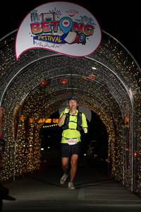 BIB: 5488
                            <button type="button" onclick="openModal(21779338)" class="btn btn-primary btn-sm float-right btn-popup" data-toggle="modal" data-target=".modal-high-quality">
                        <i class="fas fa-shopping-cart"></i> Add to Cart
                    </button>
                                            <button type="button" onclick="isThisMe(21779338, true)" class="btn btn-success btn-sm float-right btn-popup btn-isme hidden" data-toggle="tooltip" data-placement="bottom" title="นี่คือรูปของคุณใช่ไหม คลิกที่นี่เพื่อเอาเข้าอัลบั้ม">
                        <i class="fas fa-plus"></i> Add to album
                    </button>
                    <button type="button" onclick="isThisMe(21779338, false)" class="btn btn-warning btn-sm float-right btn-popup btn-isnotme hidden">
                        <i class="fas fa-ban"></i> Remove from album
                    </button>