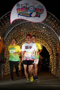 BIB: 50230, 60071, 
                            <button type="button" onclick="openModal(21777952)" class="btn btn-primary btn-sm float-right btn-popup" data-toggle="modal" data-target=".modal-high-quality">
                        <i class="fas fa-shopping-cart"></i> Add to Cart
                    </button>
                                            <button type="button" onclick="isThisMe(21777952, true)" class="btn btn-success btn-sm float-right btn-popup btn-isme hidden" data-toggle="tooltip" data-placement="bottom" title="นี่คือรูปของคุณใช่ไหม คลิกที่นี่เพื่อเอาเข้าอัลบั้ม">
                        <i class="fas fa-plus"></i> Add to album
                    </button>
                    <button type="button" onclick="isThisMe(21777952, false)" class="btn btn-warning btn-sm float-right btn-popup btn-isnotme hidden">
                        <i class="fas fa-ban"></i> Remove from album
                    </button>