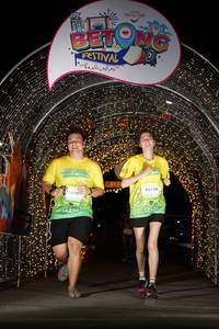 BIB: 5008, 90100
                            <button type="button" onclick="openModal(21777265)" class="btn btn-primary btn-sm float-right btn-popup" data-toggle="modal" data-target=".modal-high-quality">
                        <i class="fas fa-shopping-cart"></i> Add to Cart
                    </button>
                                            <button type="button" onclick="isThisMe(21777265, true)" class="btn btn-success btn-sm float-right btn-popup btn-isme hidden" data-toggle="tooltip" data-placement="bottom" title="นี่คือรูปของคุณใช่ไหม คลิกที่นี่เพื่อเอาเข้าอัลบั้ม">
                        <i class="fas fa-plus"></i> Add to album
                    </button>
                    <button type="button" onclick="isThisMe(21777265, false)" class="btn btn-warning btn-sm float-right btn-popup btn-isnotme hidden">
                        <i class="fas fa-ban"></i> Remove from album
                    </button>