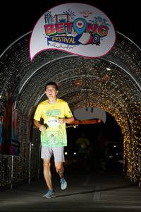 BIB: 60010
                            <button type="button" onclick="openModal(21782531)" class="btn btn-primary btn-sm float-right btn-popup" data-toggle="modal" data-target=".modal-high-quality">
                        <i class="fas fa-shopping-cart"></i> Add to Cart
                    </button>
                                            <button type="button" onclick="isThisMe(21782531, true)" class="btn btn-success btn-sm float-right btn-popup btn-isme hidden" data-toggle="tooltip" data-placement="bottom" title="นี่คือรูปของคุณใช่ไหม คลิกที่นี่เพื่อเอาเข้าอัลบั้ม">
                        <i class="fas fa-plus"></i> Add to album
                    </button>
                    <button type="button" onclick="isThisMe(21782531, false)" class="btn btn-warning btn-sm float-right btn-popup btn-isnotme hidden">
                        <i class="fas fa-ban"></i> Remove from album
                    </button>