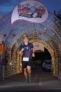 BIB: 5217
                            <button type="button" onclick="openModal(21781337)" class="btn btn-primary btn-sm float-right btn-popup" data-toggle="modal" data-target=".modal-high-quality">
                        <i class="fas fa-shopping-cart"></i> Add to Cart
                    </button>
                                            <button type="button" onclick="isThisMe(21781337, true)" class="btn btn-success btn-sm float-right btn-popup btn-isme hidden" data-toggle="tooltip" data-placement="bottom" title="นี่คือรูปของคุณใช่ไหม คลิกที่นี่เพื่อเอาเข้าอัลบั้ม">
                        <i class="fas fa-plus"></i> Add to album
                    </button>
                    <button type="button" onclick="isThisMe(21781337, false)" class="btn btn-warning btn-sm float-right btn-popup btn-isnotme hidden">
                        <i class="fas fa-ban"></i> Remove from album
                    </button>