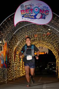 BIB: 5284
                            <button type="button" onclick="openModal(21779786)" class="btn btn-primary btn-sm float-right btn-popup" data-toggle="modal" data-target=".modal-high-quality">
                        <i class="fas fa-shopping-cart"></i> Add to Cart
                    </button>
                                            <button type="button" onclick="isThisMe(21779786, true)" class="btn btn-success btn-sm float-right btn-popup btn-isme hidden" data-toggle="tooltip" data-placement="bottom" title="นี่คือรูปของคุณใช่ไหม คลิกที่นี่เพื่อเอาเข้าอัลบั้ม">
                        <i class="fas fa-plus"></i> Add to album
                    </button>
                    <button type="button" onclick="isThisMe(21779786, false)" class="btn btn-warning btn-sm float-right btn-popup btn-isnotme hidden">
                        <i class="fas fa-ban"></i> Remove from album
                    </button>