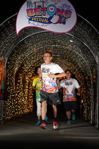 BIB: 60053
                            <button type="button" onclick="openModal(21777566)" class="btn btn-primary btn-sm float-right btn-popup" data-toggle="modal" data-target=".modal-high-quality">
                        <i class="fas fa-shopping-cart"></i> Add to Cart
                    </button>
                                            <button type="button" onclick="isThisMe(21777566, true)" class="btn btn-success btn-sm float-right btn-popup btn-isme hidden" data-toggle="tooltip" data-placement="bottom" title="นี่คือรูปของคุณใช่ไหม คลิกที่นี่เพื่อเอาเข้าอัลบั้ม">
                        <i class="fas fa-plus"></i> Add to album
                    </button>
                    <button type="button" onclick="isThisMe(21777566, false)" class="btn btn-warning btn-sm float-right btn-popup btn-isnotme hidden">
                        <i class="fas fa-ban"></i> Remove from album
                    </button>